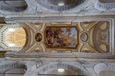Cagliari, İtalya - 07: 15: 2020: Cagliari, İtalya 'daki Saint Mary Katedrali ve Saint Cecilia Katedrali.