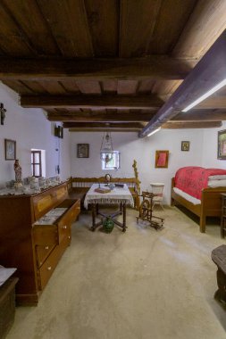 Lajosmizse, Macaristan - 08: 15 2020: Lajosmizse, Macaristan 'da bir yaz günü çiftlik müzesi.