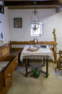 Lajosmizse, Macaristan - 08: 15 2020: Lajosmizse, Macaristan 'da bir yaz günü çiftlik müzesi.