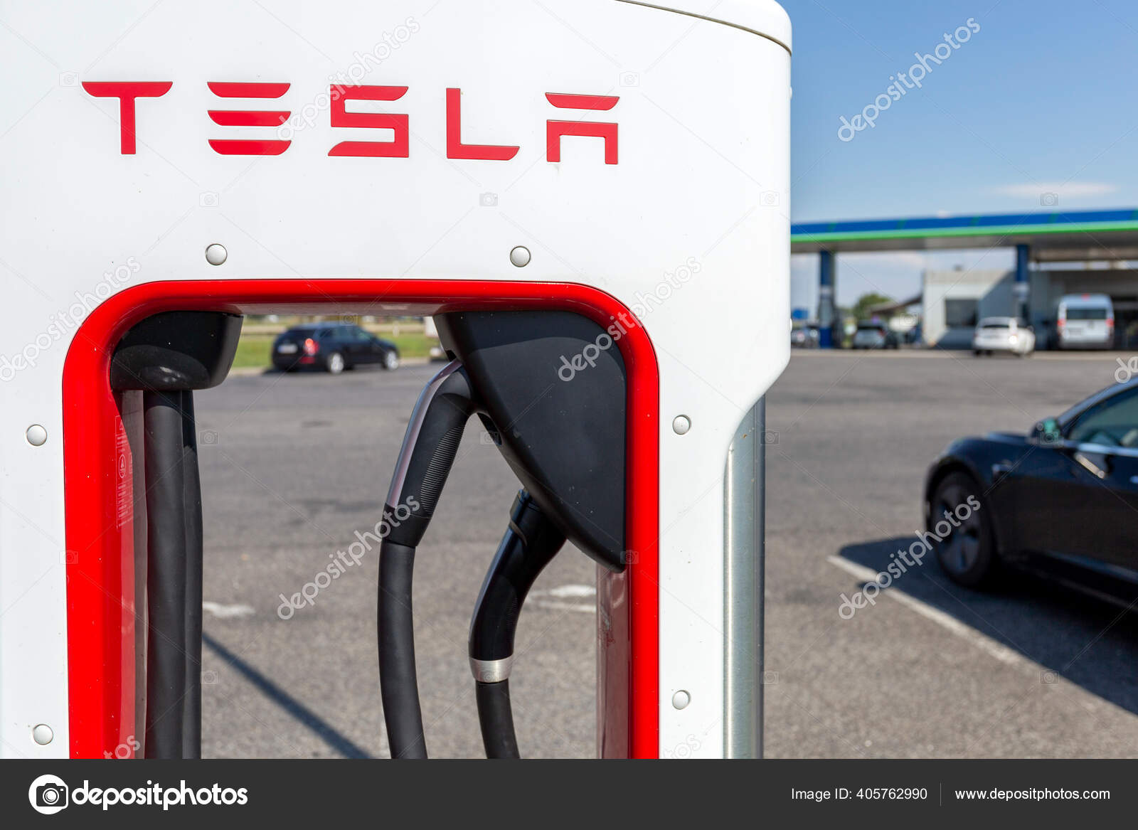 Gyor Hungary 2020 Tesla Supercharger Station City Gyor Hungary Stock