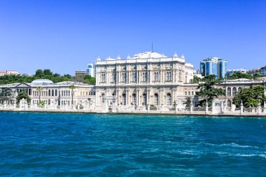 Dolmabahçe Sarayı, Istanbul, Türkiye (İstanbul Boğazı görünümünden)