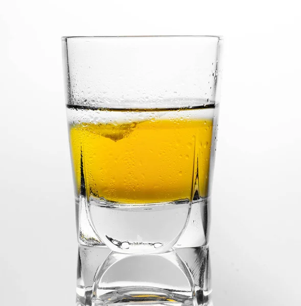 Glass Scotch Whiskey Reflection — Stock Photo, Image