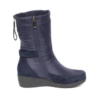 Beyaz arka plan üzerinde izole kadın demi-sezon çizmeler