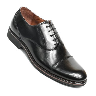 Office deri üzerinde beyaz izole ayakkabı adam