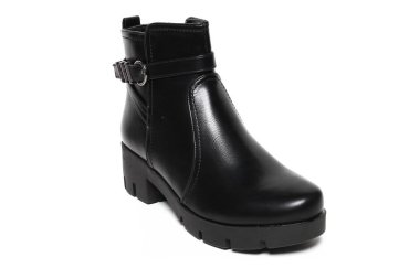 Kadın yarı sezon ayakkabıları beyaz arka planda izole edilmiş deri.