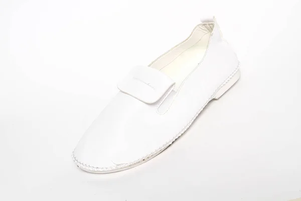 Sapatos Femininos Couro Isolado Fundo Branco — Fotografia de Stock