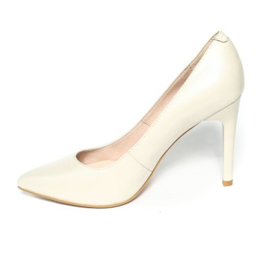 Beyaz arka plan üzerinde izole kadın ayak ve platform ayakkabı