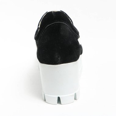 Kadın demi-Sezon Ayakkabı deri beyaz arka plan üzerinde