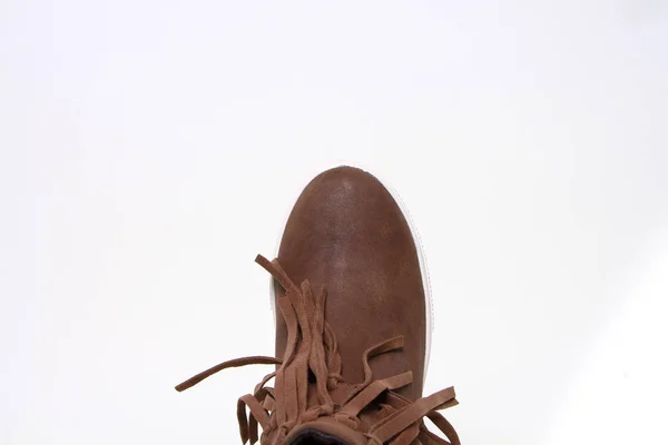 Кожа Обуви Полусезона Женщин Белом Фоне — стоковое фото