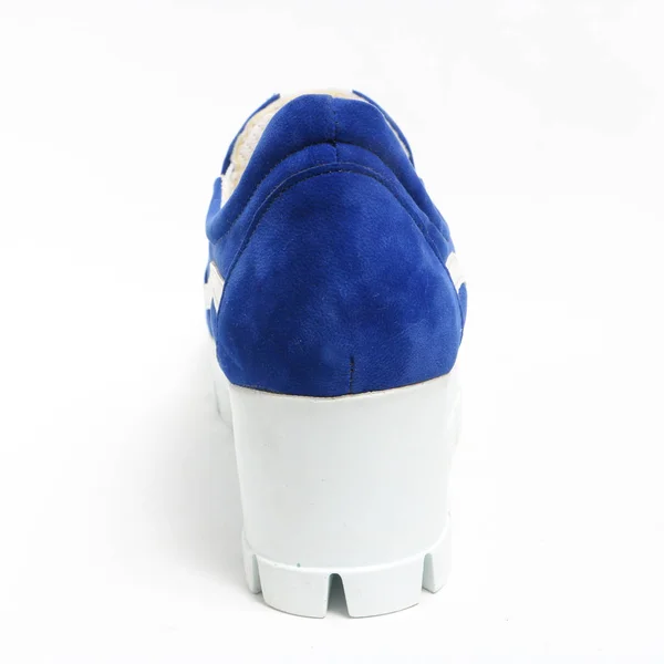 Кожа Обуви Полусезона Женщин Белом Фоне — стоковое фото