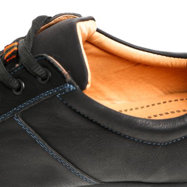 Beyaz arka plan üzerinde şık nedensel adam ayakkabı. E-ticaret ve Katalog için ürün stüdyoda çekim güzel fotoğraf pic.