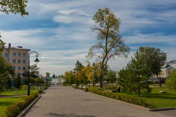 Omsk Russia September 2019 Dzerzhinsky Square — Stock Photo, Image