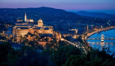 Gece görünümü Budapeşte, Macaristan