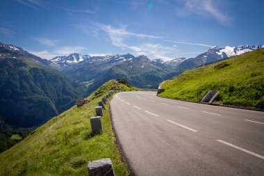 Grossglockner. Yüksek Alp Dağ Yolu Hochalpenstrasse
