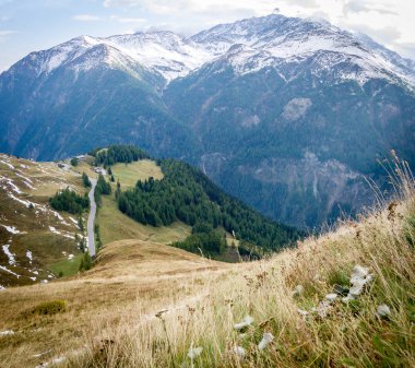 Grossglockner. Yüksek Alp Dağ Yolu Hochalpenstrasse