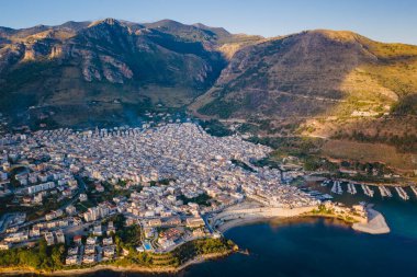 Castellammare del Golfo Limanı, Sicilya, İtalya