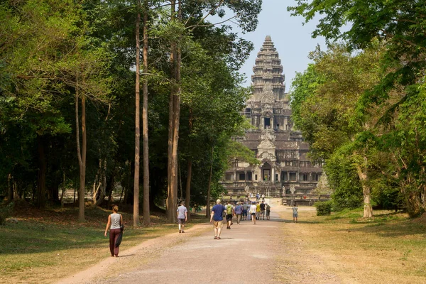 Siemreap Camboya Marzo 2013 Ruinas Angkor Wat Gente Antiguo Templo — Foto de Stock
