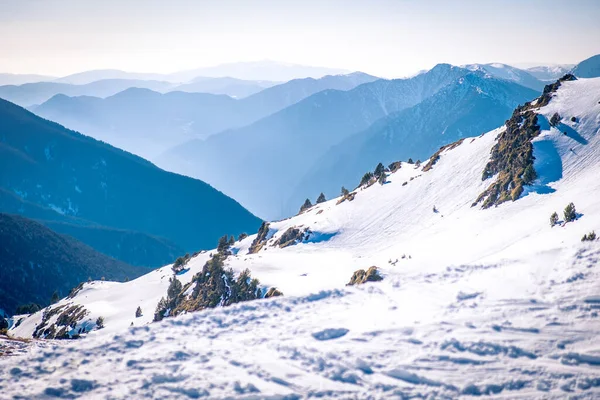 Pirineos Invierno Montañas Neblina Andorra Grandvalira — Foto de Stock