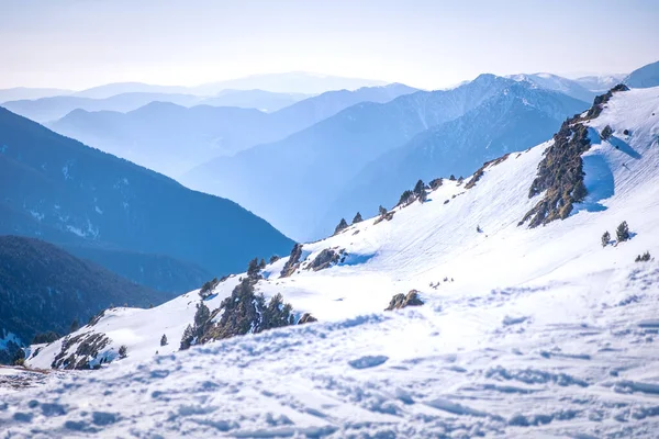 Pirineos Invierno Montañas Neblina Andorra Grandvalira — Foto de Stock
