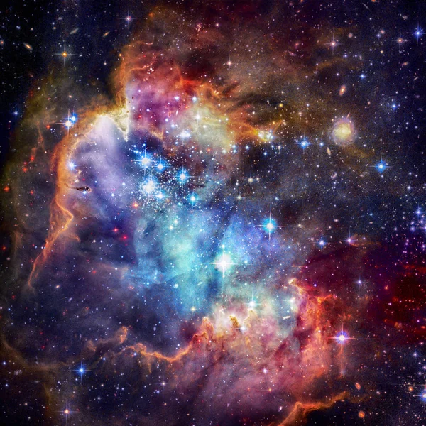 Galaksinin Bulutsusu ve yıldız ile görünümünü. Nasa tarafından döşenmiş bu görüntü unsurları.