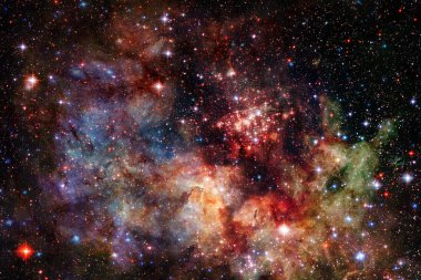 Bulutsular ve uzayda çok yıldız. Nasa tarafından döşenmiş bu görüntü unsurları.