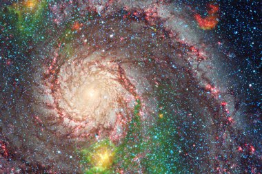 Bulutsular ve uzayda çok yıldız. Nasa tarafından döşenmiş bu görüntü unsurları.