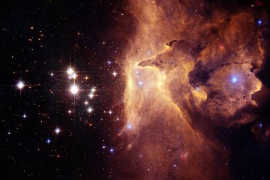 Galakside bir yerlerde derin uzay. Evren güzelliği. Nasa tarafından döşenmiş bu görüntü unsurları