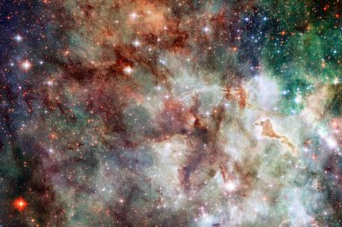 İnanılmaz güzel galakside bir yerlerde derin uzay. Bilim kurgu duvar kağıdı. Nasa tarafından döşenmiş bu görüntü unsurları