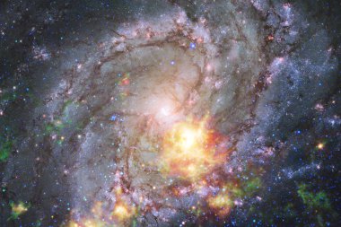 Harika Bulutsusu. Milyarlarca galaksi evrende. Nasa tarafından döşenmiş bu görüntü unsurları