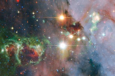 Parlak yıldızlar ve galaksiler uzay araştırmaları güzelliği gösterilen derin uzayda ile evren sahne. Nasa tarafından döşenmiş bu görüntü unsurları