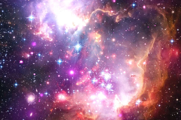 Bulutsular Uzayda Çok Yıldız Nasa Tarafından Döşenmiş Görüntü Unsurları — Stok fotoğraf