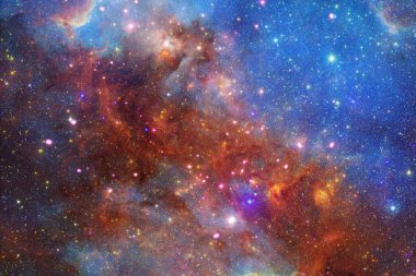 Bulutsular ve derin uzay yıldızlarda. Kozmik sanat, bilim kurgu duvar kağıdı. Nasa tarafından döşenmiş bu görüntü unsurları.