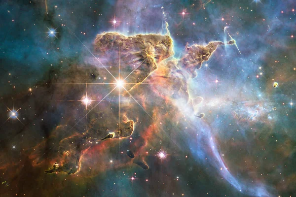 Güzel galaksi uzayda bir yerde. Nasa tarafından döşenmiş bu görüntü unsurları.