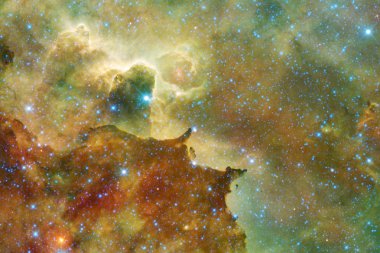 Harika Bulutsusu. Milyarlarca galaksi evrende. Nasa tarafından döşenmiş bu görüntü unsurları