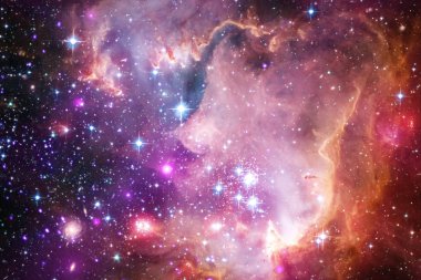 Bulutsular ve uzayda çok yıldız. Nasa tarafından döşenmiş bu görüntü unsurları.