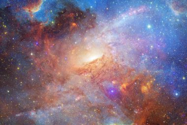 Galakside bir yerlerde derin uzay. Evren güzelliği.