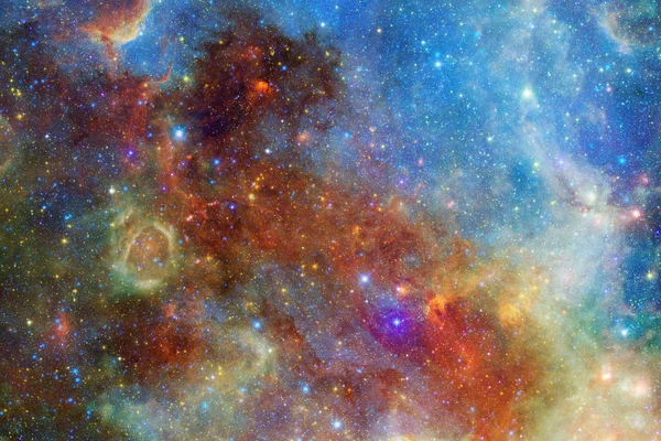 Φοβερό Νεφέλωμα. Δισεκατομμύρια των γαλαξιών του σύμπαντος. — Φωτογραφία Αρχείου