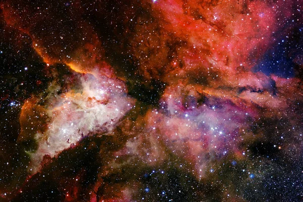 Impresionante nebulosa colorida en algún lugar del universo sin fin . — Foto de Stock