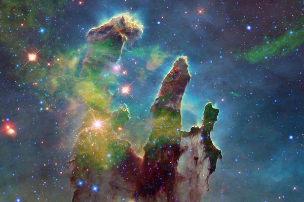 Туманность и галактики в космосе. Элементы этого изображения предоставлены НАСА — стоковое фото