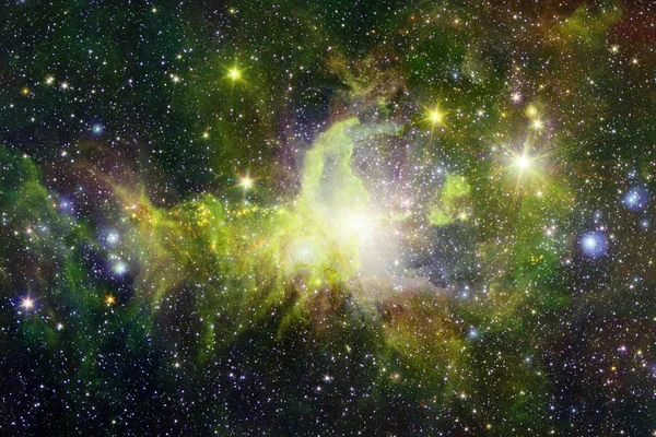 Mooie galaxy en sterrenhoop in de nacht van de ruimte. — Stockfoto