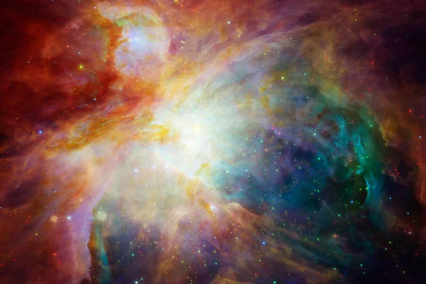 L'art de l'espace. Nébuleuses, galaxies et étoiles brillantes dans une belle composition . — Photo