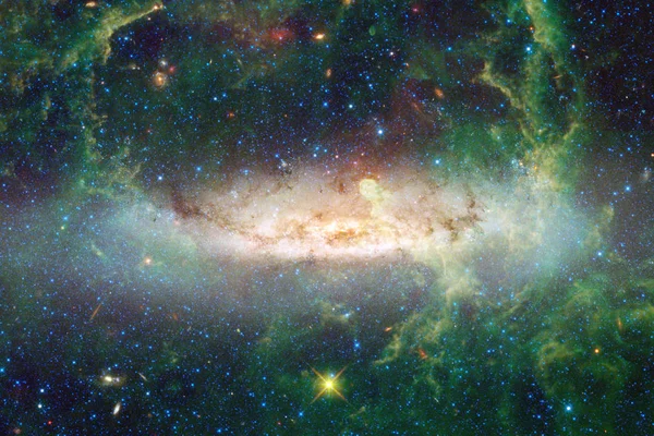 Вселенная со звездами и галактиками в глубоком космосе — стоковое фото