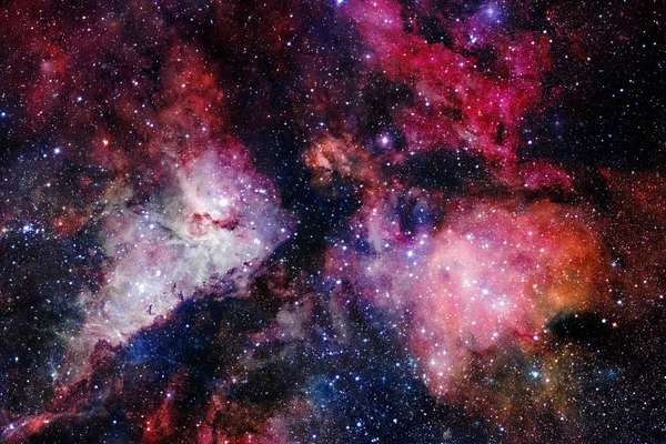 Bulutsu, stardust ve parlak yıldız ile kozmik gökada arka plan. — Stok fotoğraf