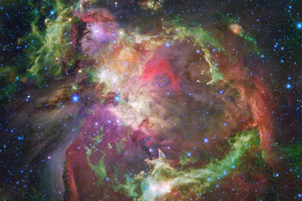 Вселенная с яркими звездами и галактиками в глубоком космосе . — стоковое фото