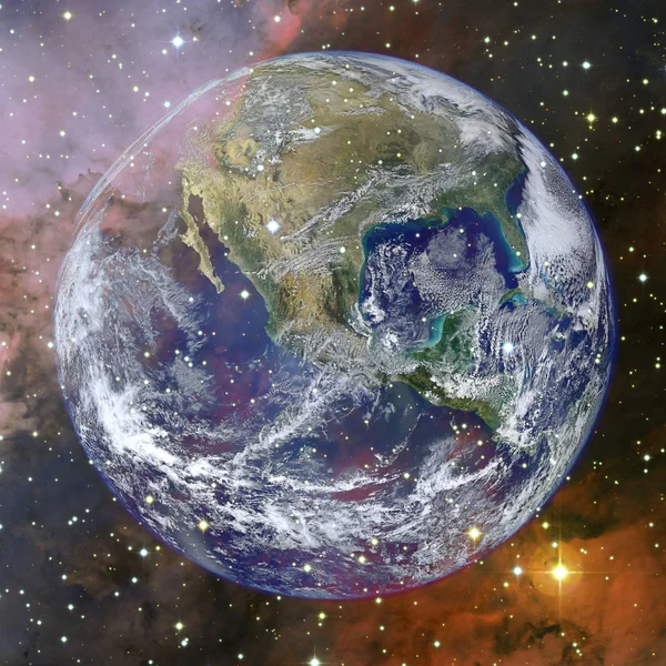 深宇宙の惑星地球。この画像の要素は、NASAによって提供 — ストック写真