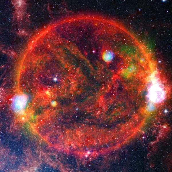 Son derece sıcak bir yıldız. Güneş 'in Flaring. bu görüntünün NASA tarafından döşenmiş elemanları — Stok fotoğraf