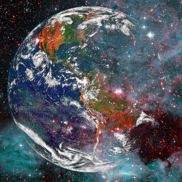 从太空看美丽的地球。这张图片的元素由美国宇航局提供 — 图库照片