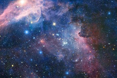 Nebula, uzayın derinliklerinde bir yıldız kümesi. Bilim kurgu sanatı. Bu görüntünün elementleri NASA tarafından desteklenmektedir.
