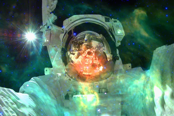 Een Astronaut Nevel Sterrenhoop Ruimte Wetenschap Fictie Kunst Elementen Van — Stockfoto