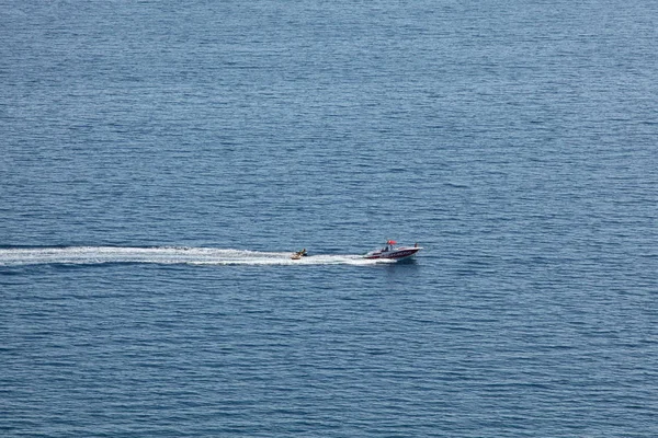 Platamon Greece July 2016 Inflatable Donutboats Being Pulled Speedboat Shoot — Stock Photo, Image